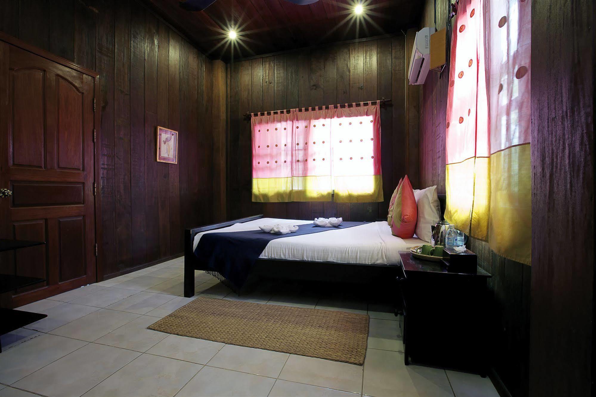 Samatika Villa Boutique Сиемрип Экстерьер фото